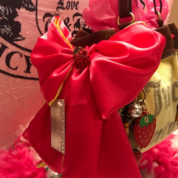 Rare yellow 💛terry cloth strawberry 🍓 daydreamer ☁️ - Picture 5 of 16